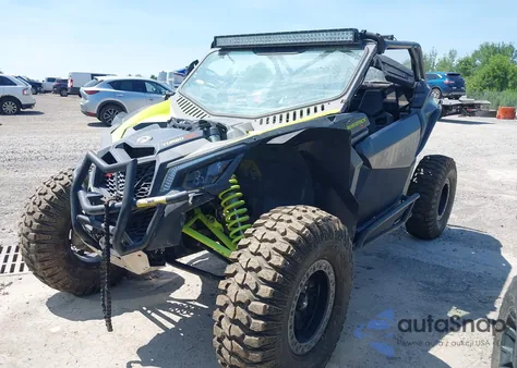 2020 Can-Am Maverick Max z USA, uszkodzony, nr VIN 3JBVDAV49LK001076